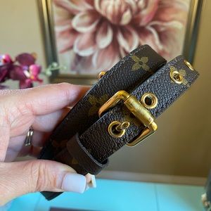 Monogram Strap